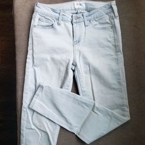 Celebrity Pink Mid Rise Skinny Ankle size 5/27